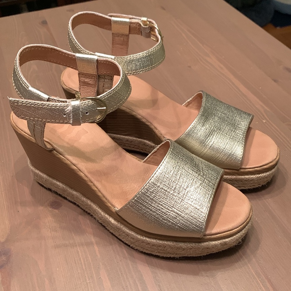 Sperry Women’s Fairwater Plushwave Wedge Sandal 8 - Picture 4 of 5